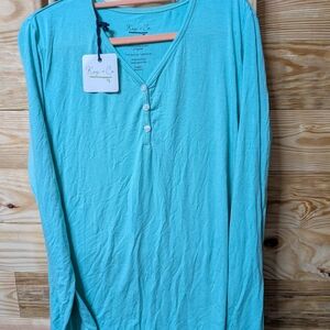 Kozi & Co Aqua Long Sleeve Top